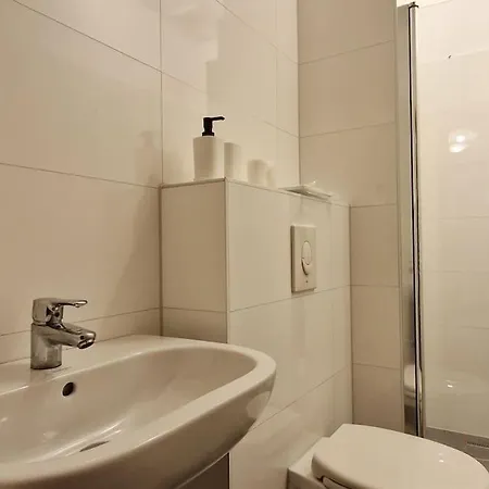 Xxl In Leipzig, Bis 14 Personen, Selbst Check-in Apartamento Leipzig