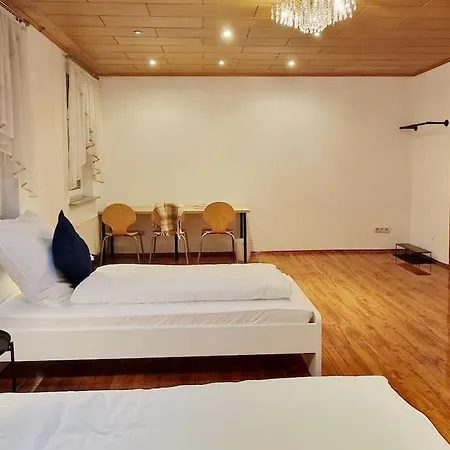 Xxl In Leipzig, Bis 14 Personen, Selbst Check-in Apartamento Leipzig