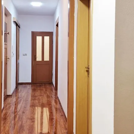 Apartamento Xxl In Leipzig, Bis 14 Personen, Selbst Check-in *