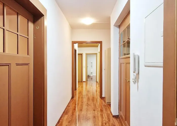 Xxl In Leipzig, Bis 14 Personen, Selbst Check-in Apartmán