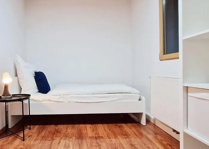 Xxl In Leipzig, Bis 14 Personen, Selbst Check-in Lipsko